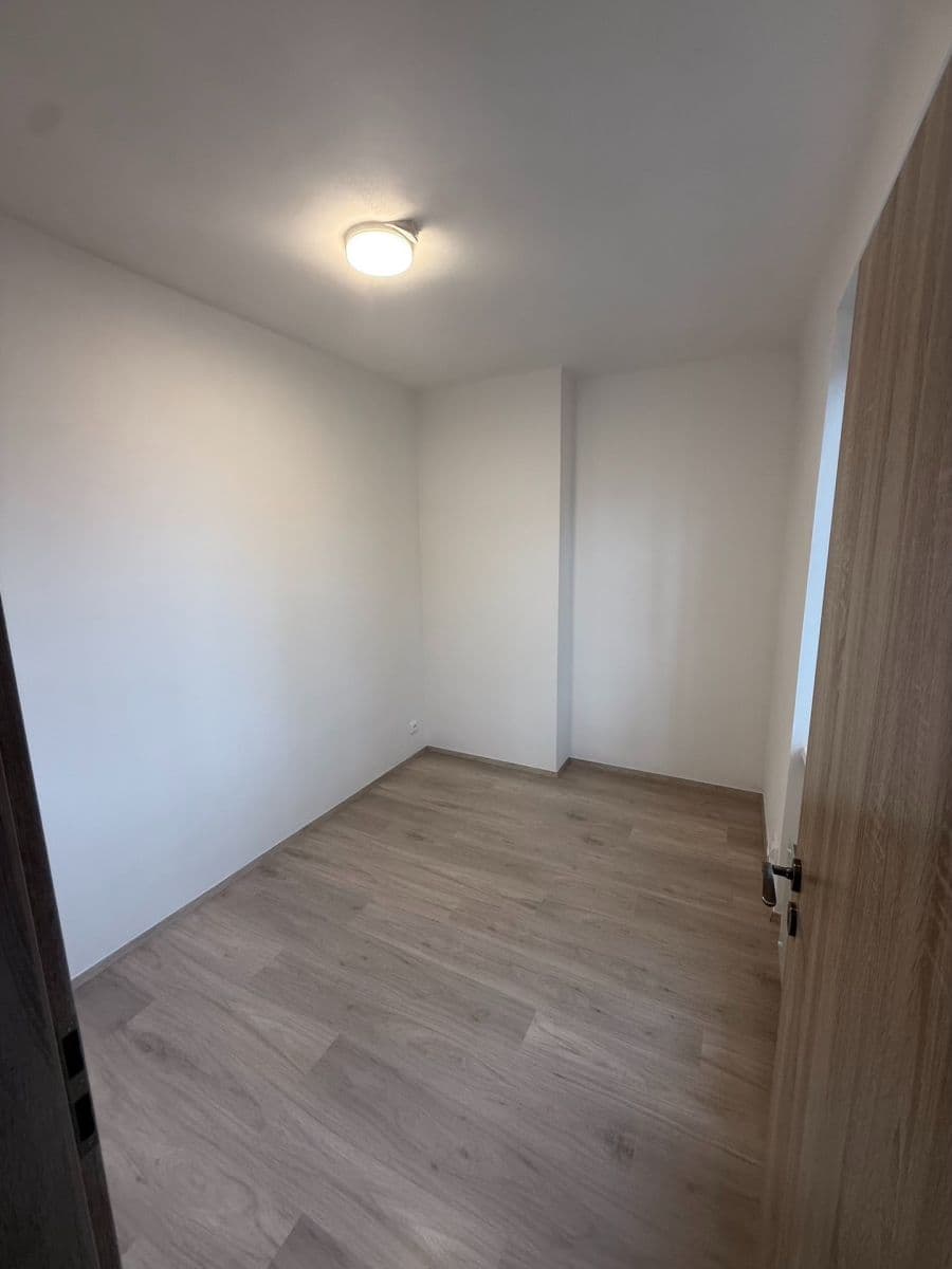 Pronájem bytu 3+kk 55 m², Masarykova, Roztoky, Středočeský kraj Pronájem bytu 3+kk 55 m², Masarykova, Roztoky, Středočeský kraj