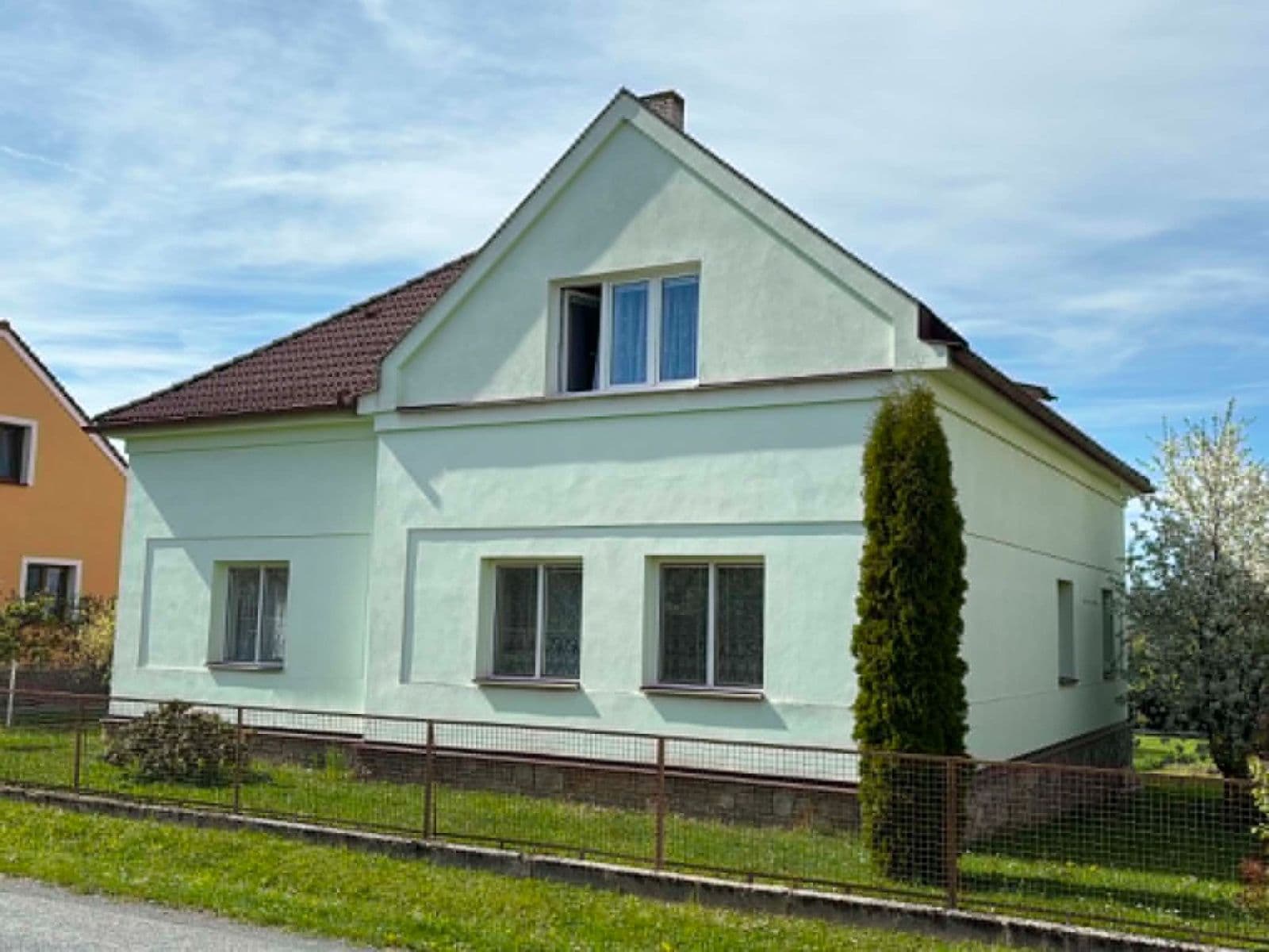 Prodej domu 120 m², pozemek 742 m², Riegrova, Golčův Jeníkov, Kraj Vysočina Prodej domu 120 m², pozemek 742 m², Riegrova, Golčův Jeníkov, Kraj Vysočina
