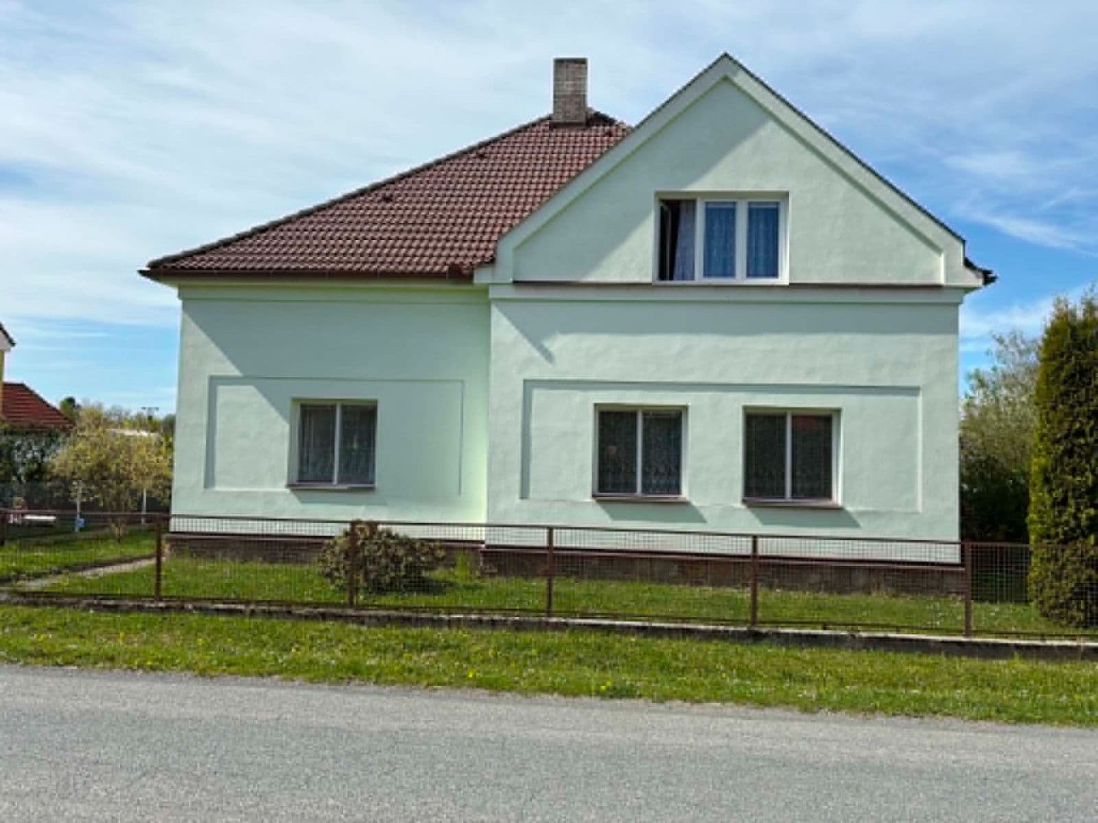 Prodej domu 120 m², pozemek 742 m², Riegrova, Golčův Jeníkov, Kraj Vysočina Prodej domu 120 m², pozemek 742 m², Riegrova, Golčův Jeníkov, Kraj Vysočina