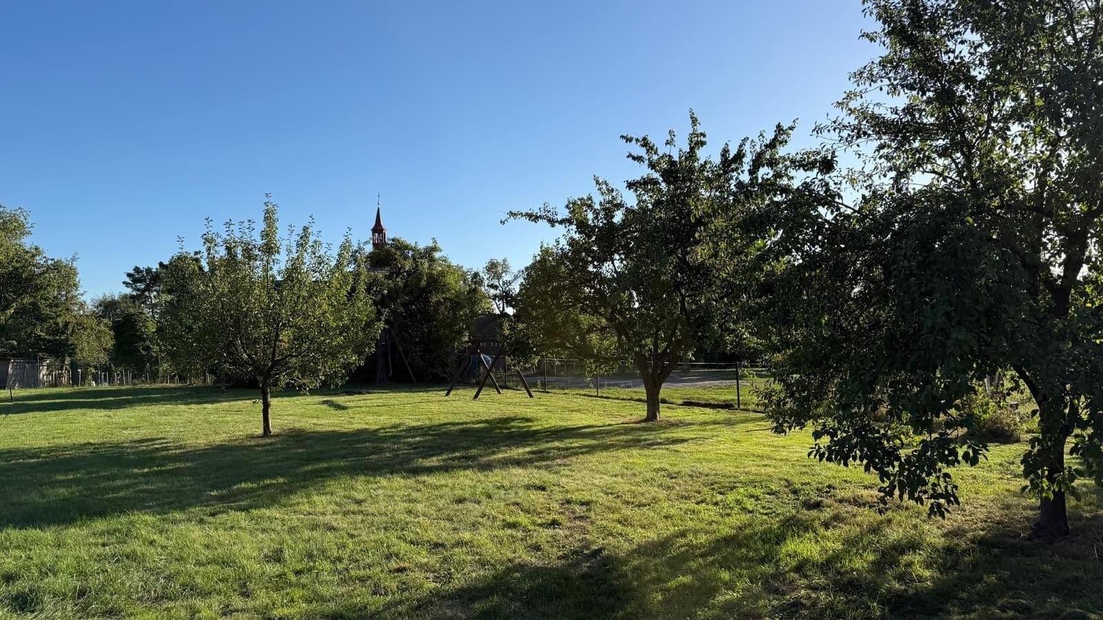 Prodej pozemku 815 m², Boseň, Středočeský kraj Prodej pozemku 815 m², Boseň, Středočeský kraj