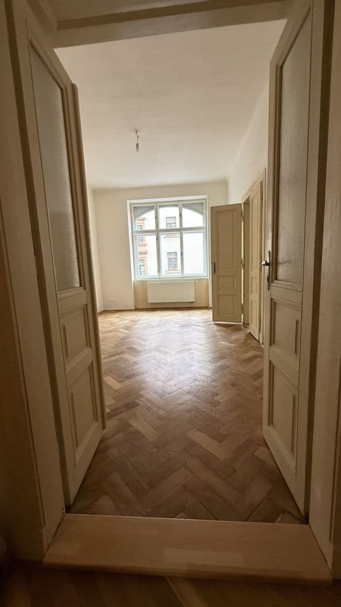 Pronájem bytu 2+1 70 m², Dukelských hrdinů, Praha, Praha Pronájem bytu 2+1 70 m², Dukelských hrdinů, Praha, Praha