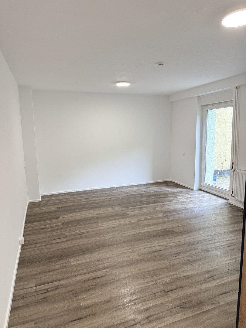 Pronájem bytu 1+1 30 m², Schmidstraße 24, Bochum, Severní Porýní-Vestfálsko Pronájem bytu 1+1 30 m², Schmidstraße 24, Bochum, Severní Porýní-Vestfálsko