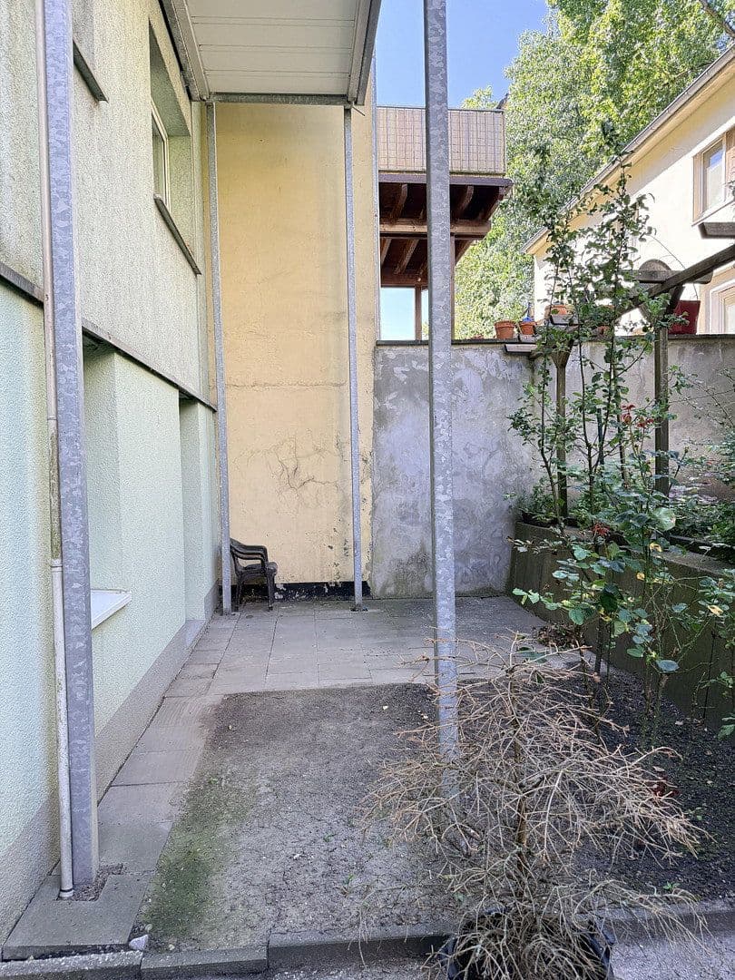 Pronájem bytu 1+1 30 m², Schmidstraße 24, Bochum, Severní Porýní-Vestfálsko Pronájem bytu 1+1 30 m², Schmidstraße 24, Bochum, Severní Porýní-Vestfálsko