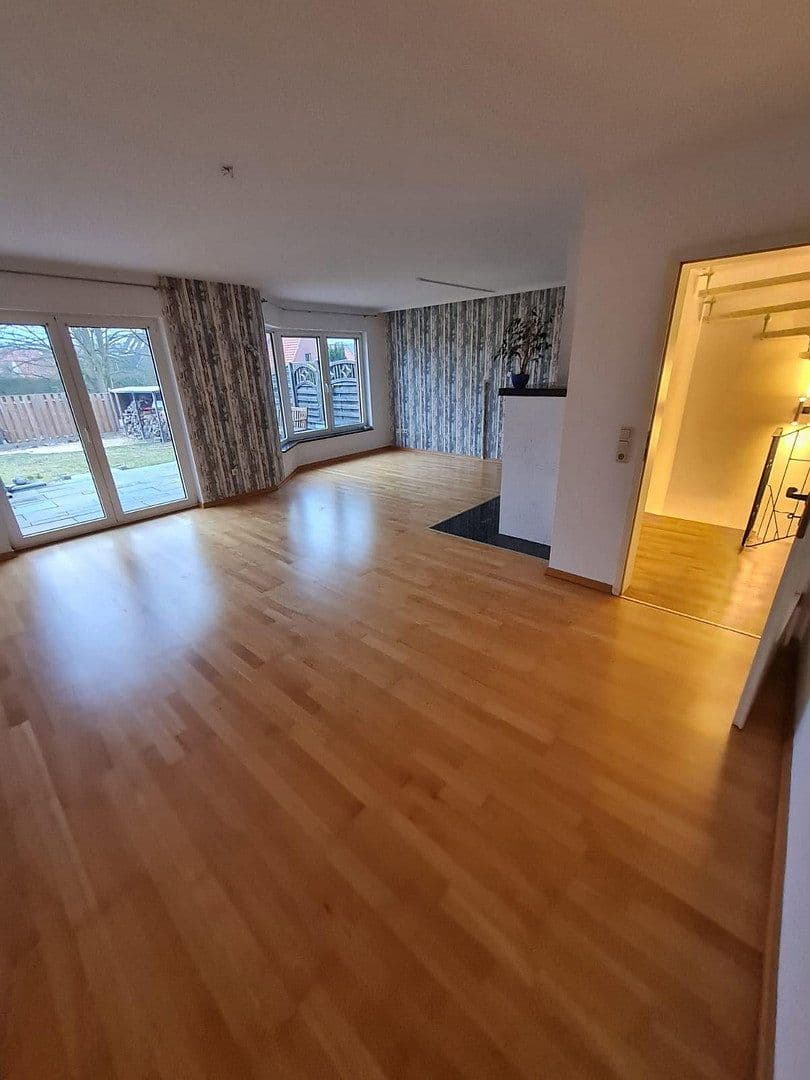 Prodej domu 104 m², pozemek 437 m², Neustadt am Rübenberge, Dolní Sasko Prodej domu 104 m², pozemek 437 m², Neustadt am Rübenberge, Dolní Sasko