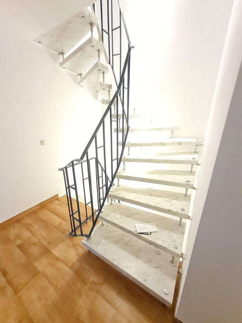 Prodej domu 104 m², pozemek 437 m², Neustadt am Rübenberge, Dolní Sasko Prodej domu 104 m², pozemek 437 m², Neustadt am Rübenberge, Dolní Sasko