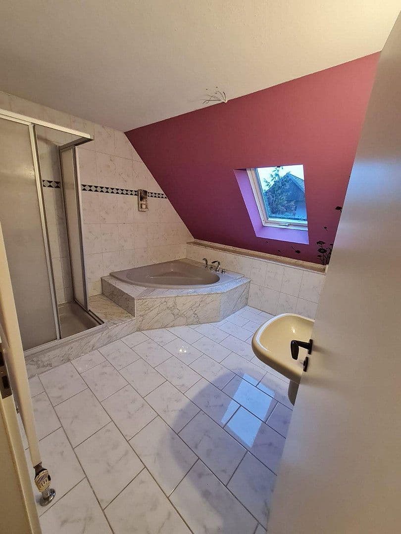 Prodej domu 104 m², pozemek 437 m², Neustadt am Rübenberge, Dolní Sasko Prodej domu 104 m², pozemek 437 m², Neustadt am Rübenberge, Dolní Sasko
