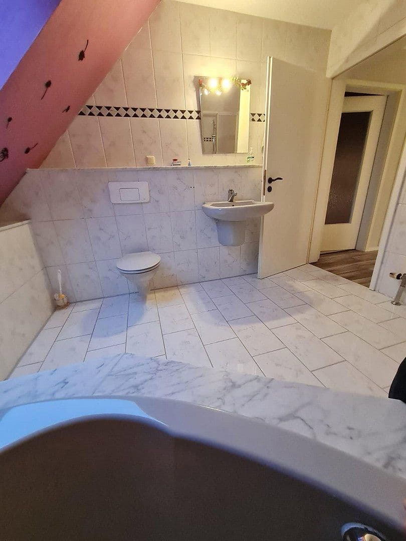 Prodej domu 104 m², pozemek 437 m², Neustadt am Rübenberge, Dolní Sasko Prodej domu 104 m², pozemek 437 m², Neustadt am Rübenberge, Dolní Sasko