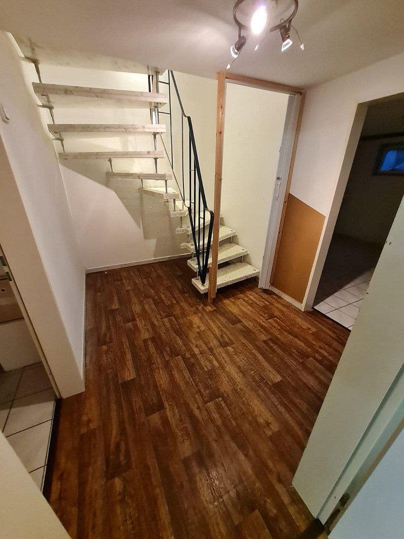 Prodej domu 104 m², pozemek 437 m², Neustadt am Rübenberge, Dolní Sasko Prodej domu 104 m², pozemek 437 m², Neustadt am Rübenberge, Dolní Sasko