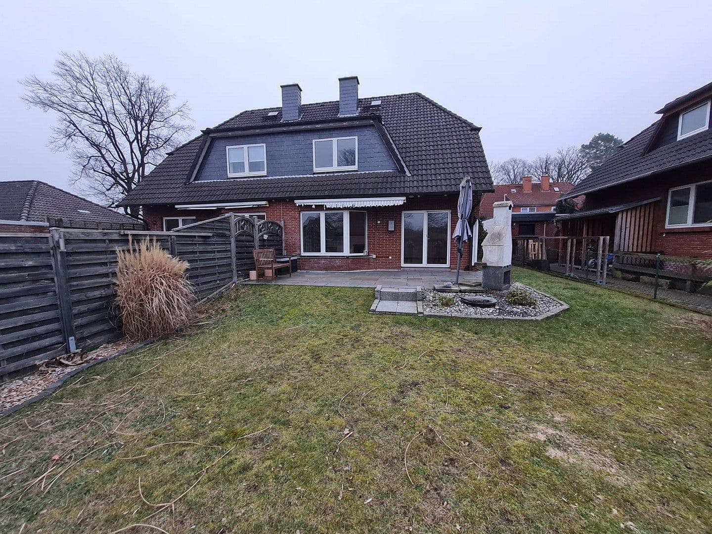 Prodej domu 104 m², pozemek 437 m², Neustadt am Rübenberge, Dolní Sasko Prodej domu 104 m², pozemek 437 m², Neustadt am Rübenberge, Dolní Sasko