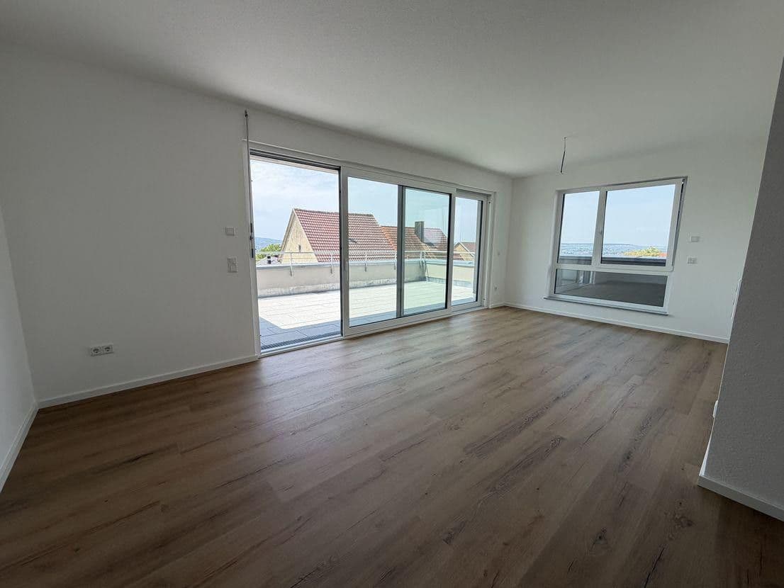 Pronájem bytu 3+kk 94 m², Hauptstraße 62, Neckarwestheim, Bádensko-Württembersko Pronájem bytu 3+kk 94 m², Hauptstraße 62, Neckarwestheim, Bádensko-Württembersko
