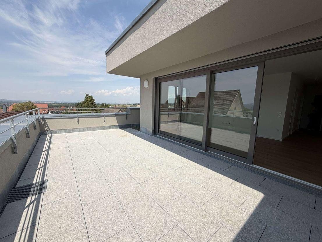 Pronájem bytu 3+kk 94 m², Hauptstraße 62, Neckarwestheim, Bádensko-Württembersko Pronájem bytu 3+kk 94 m², Hauptstraße 62, Neckarwestheim, Bádensko-Württembersko