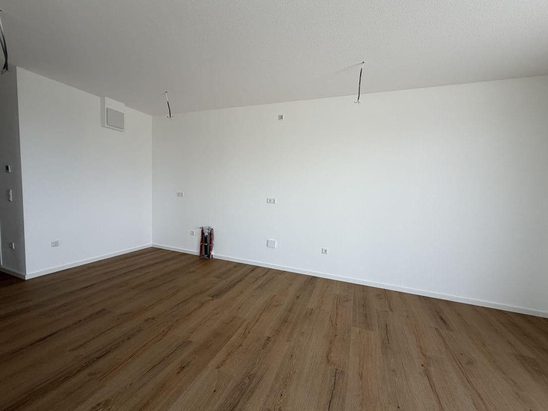 Pronájem bytu 3+kk 94 m², Hauptstraße 62, Neckarwestheim, Bádensko-Württembersko Pronájem bytu 3+kk 94 m², Hauptstraße 62, Neckarwestheim, Bádensko-Württembersko