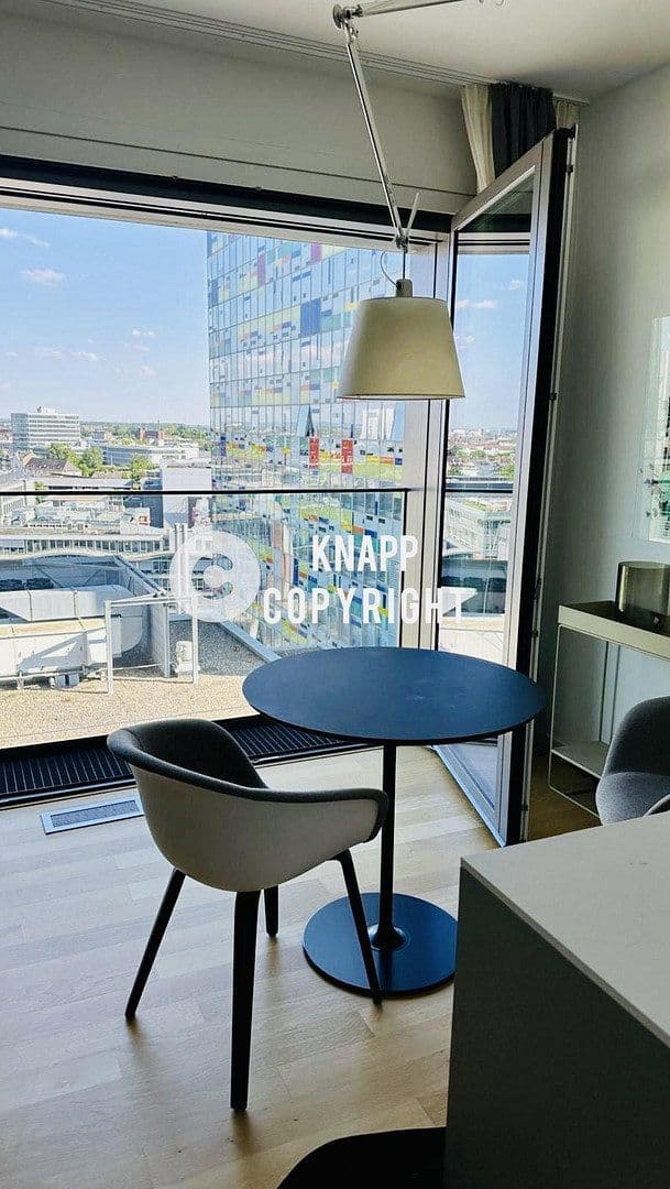 Pronájem bytu 1+1 35 m², Speditionstraße 8, Düsseldorf, Severní Porýní-Vestfálsko Pronájem bytu 1+1 35 m², Speditionstraße 8, Düsseldorf, Severní Porýní-Vestfálsko