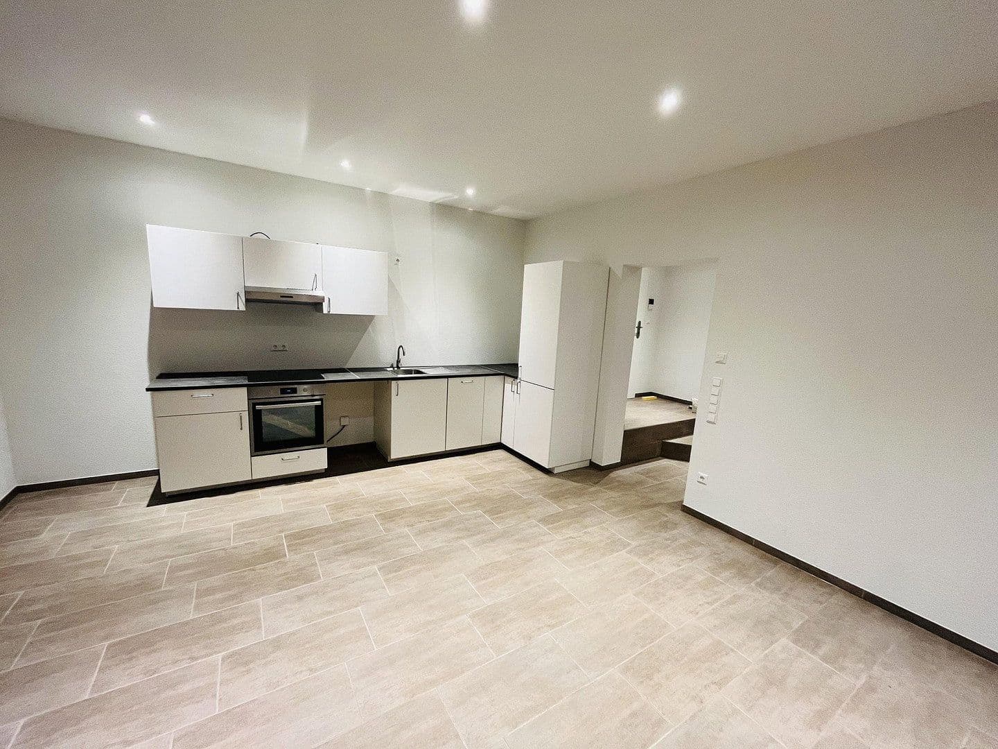 Pronájem bytu 2+1 52 m², Reinsburgstraße 65, Stuttgart, Bádensko-Württembersko Pronájem bytu 2+1 52 m², Reinsburgstraße 65, Stuttgart, Bádensko-Württembersko