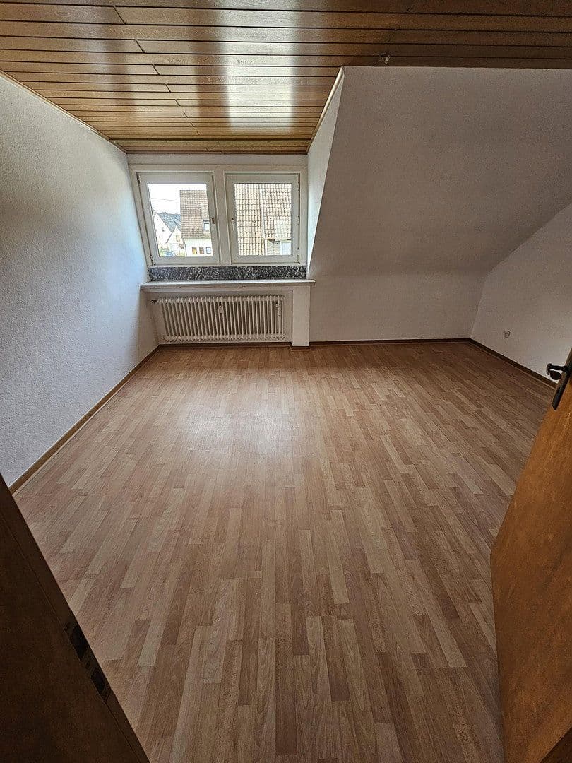 Pronájem bytu 3+1 82 m², Eichenweg 4, Hamm Sieg, Severní Porýní-Vestfálsko Pronájem bytu 3+1 82 m², Eichenweg 4, Hamm Sieg, Severní Porýní-Vestfálsko