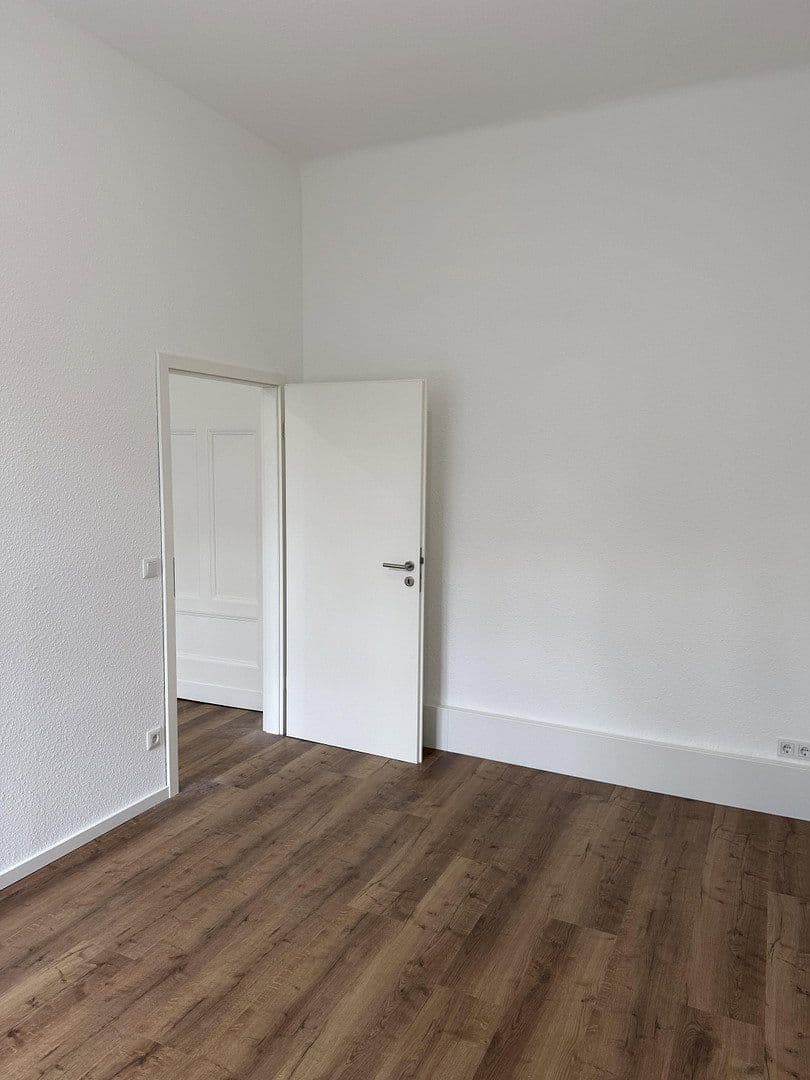 Pronájem kanceláře 122 m², Wilhelmstraße 4, Dallgow-Döberitz, Braniborsko Pronájem kanceláře 122 m², Wilhelmstraße 4, Dallgow-Döberitz, Braniborsko