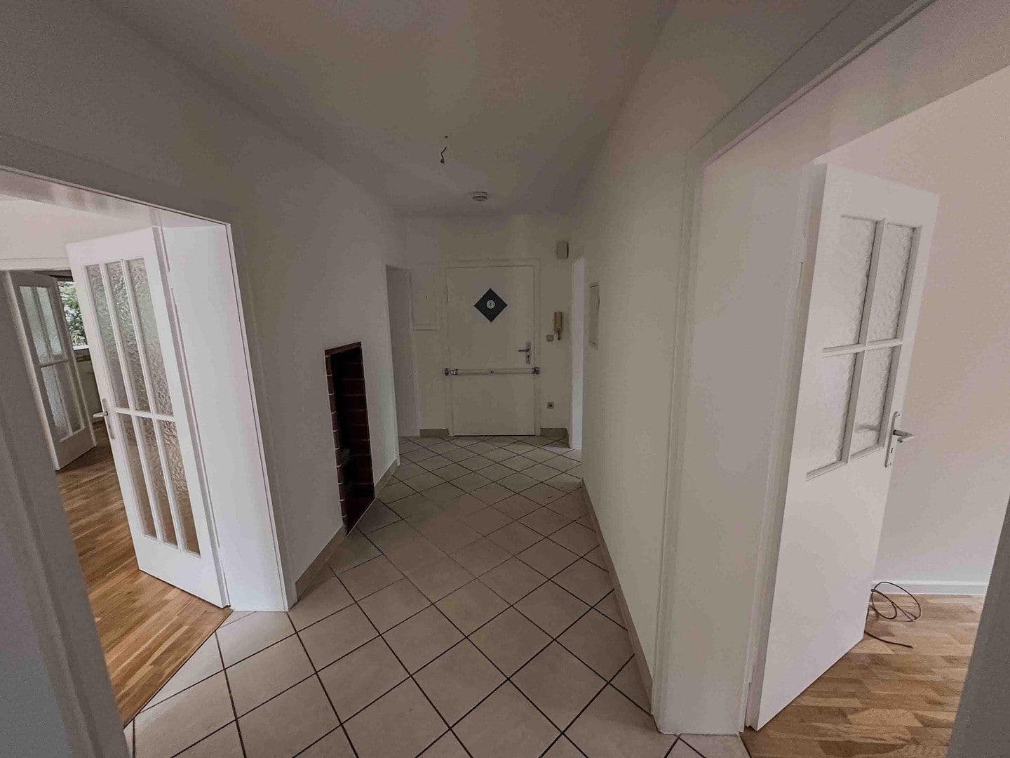 Pronájem bytu 4+1 119 m², Hobrechtstraße 12, Darmstadt, Hessen Pronájem bytu 4+1 119 m², Hobrechtstraße 12, Darmstadt, Hessen