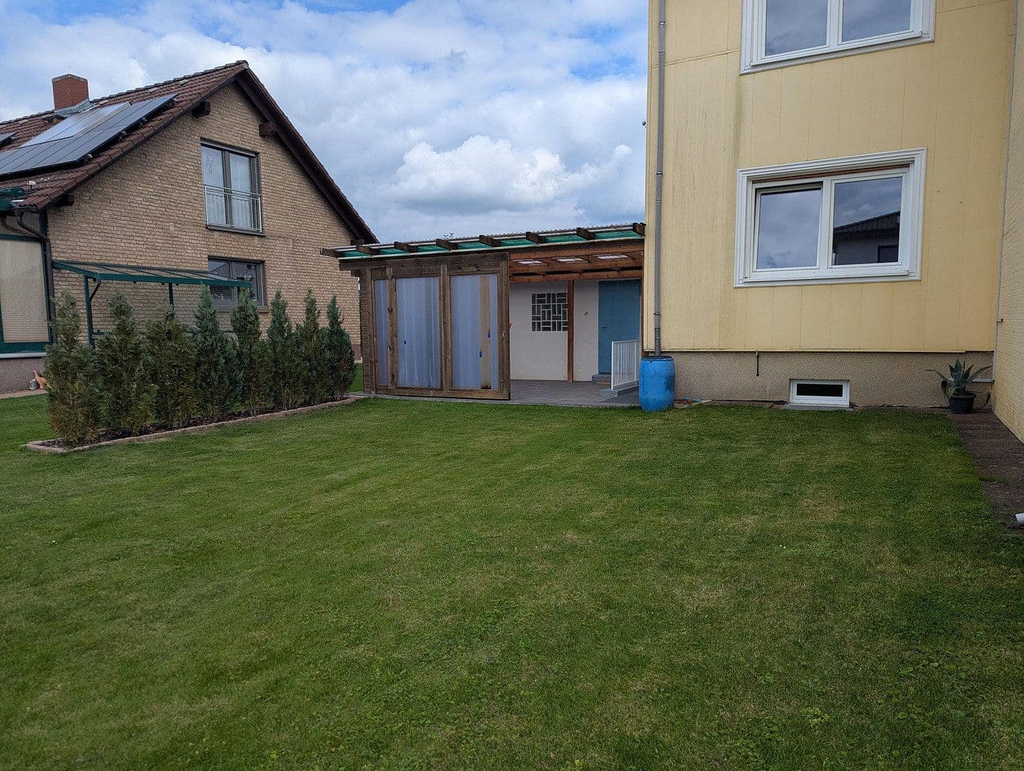 Prodej domu 234 m², pozemek 939 m², Hessisch Lichtenau, Hessen Prodej domu 234 m², pozemek 939 m², Hessisch Lichtenau, Hessen