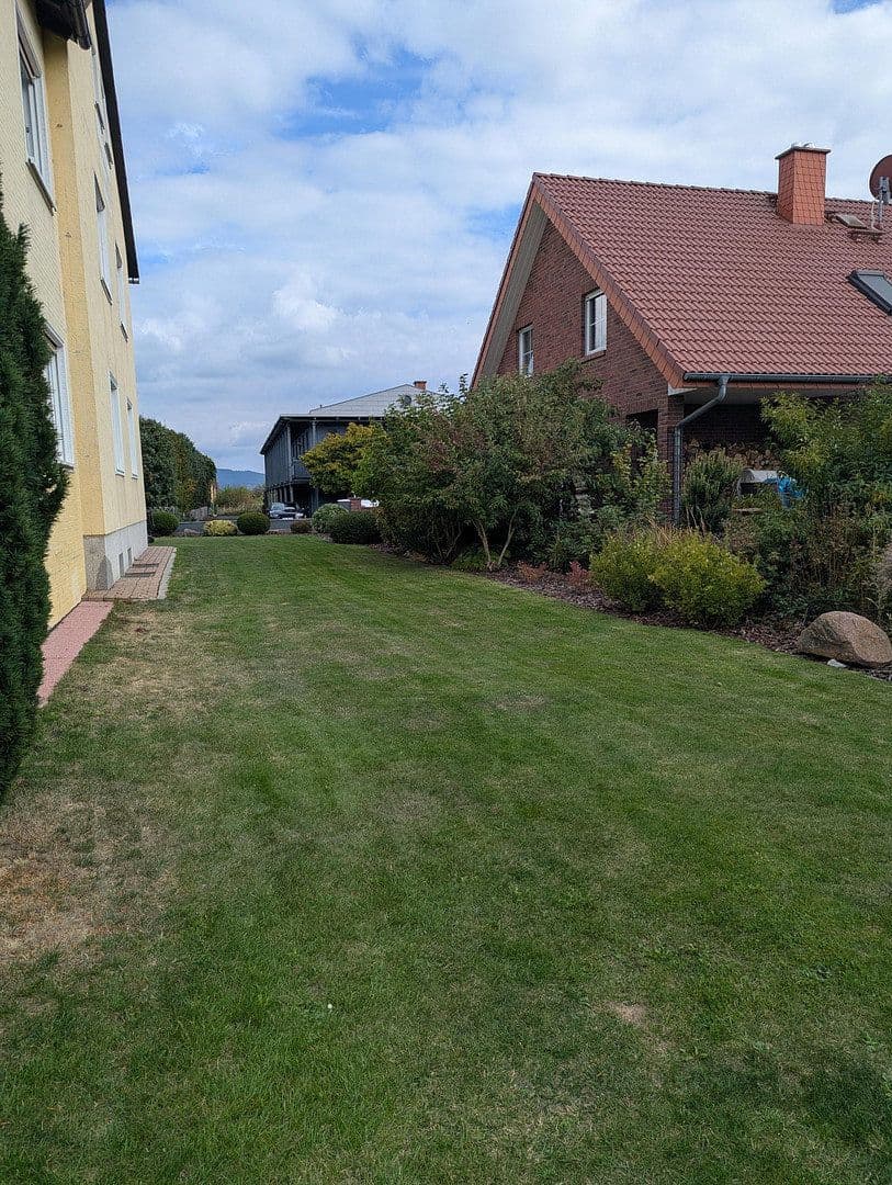Prodej domu 234 m², pozemek 939 m², Hessisch Lichtenau, Hessen Prodej domu 234 m², pozemek 939 m², Hessisch Lichtenau, Hessen