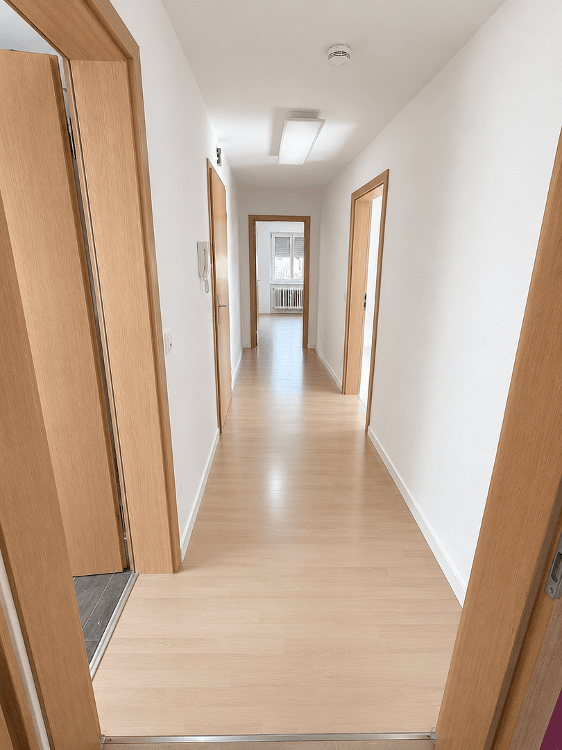 Pronájem bytu 3+kk 90 m², Kasseler Straße 9, Reiskirchen, Hessen Pronájem bytu 3+kk 90 m², Kasseler Straße 9, Reiskirchen, Hessen