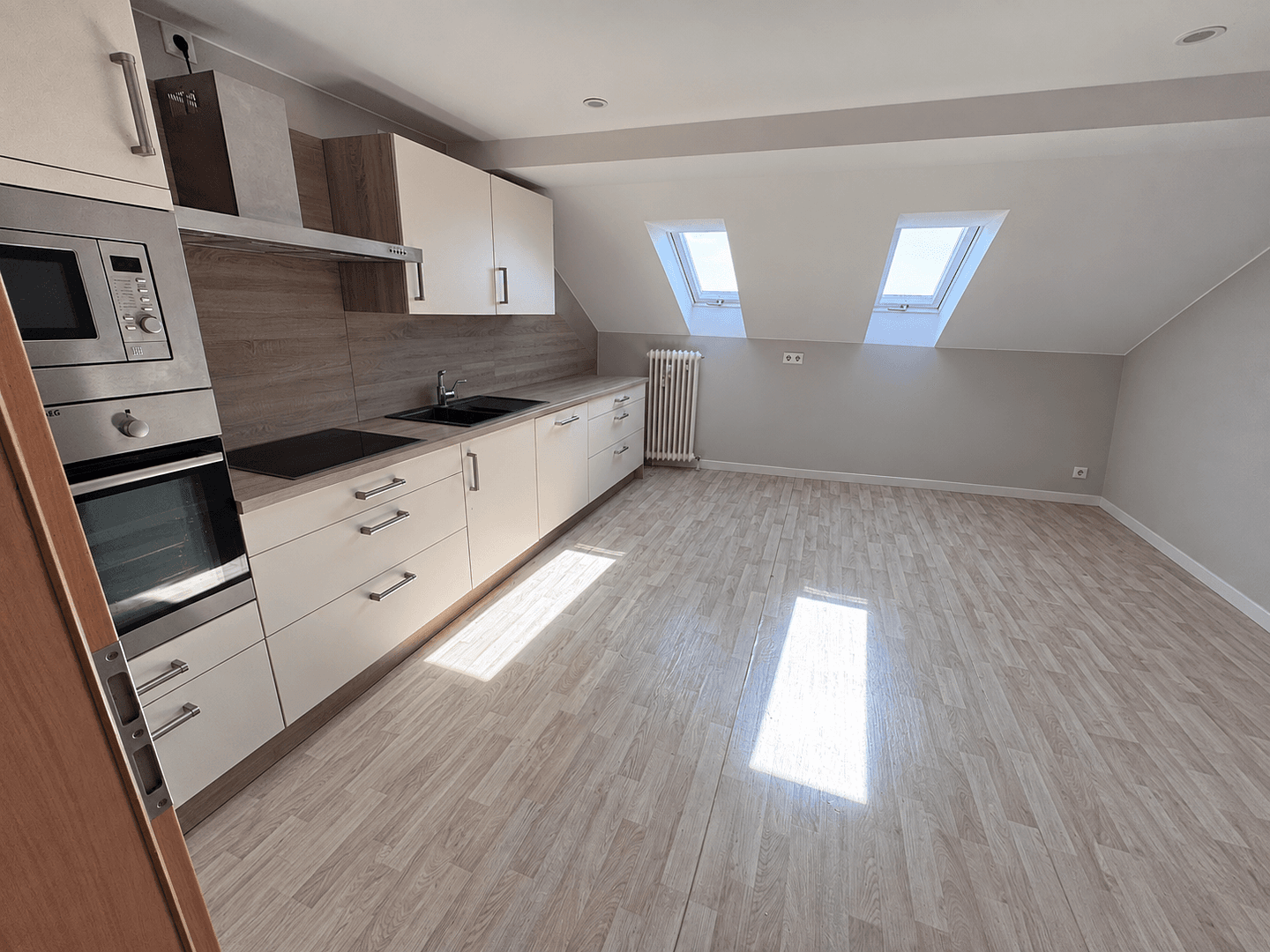 Pronájem bytu 3+kk 90 m², Kasseler Straße 9, Reiskirchen, Hessen Pronájem bytu 3+kk 90 m², Kasseler Straße 9, Reiskirchen, Hessen