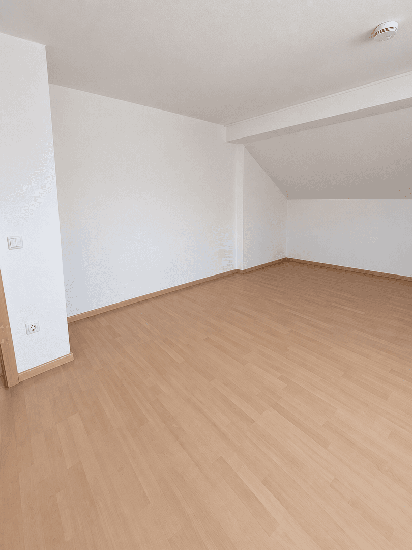 Pronájem bytu 3+kk 90 m², Kasseler Straße 9, Reiskirchen, Hessen Pronájem bytu 3+kk 90 m², Kasseler Straße 9, Reiskirchen, Hessen