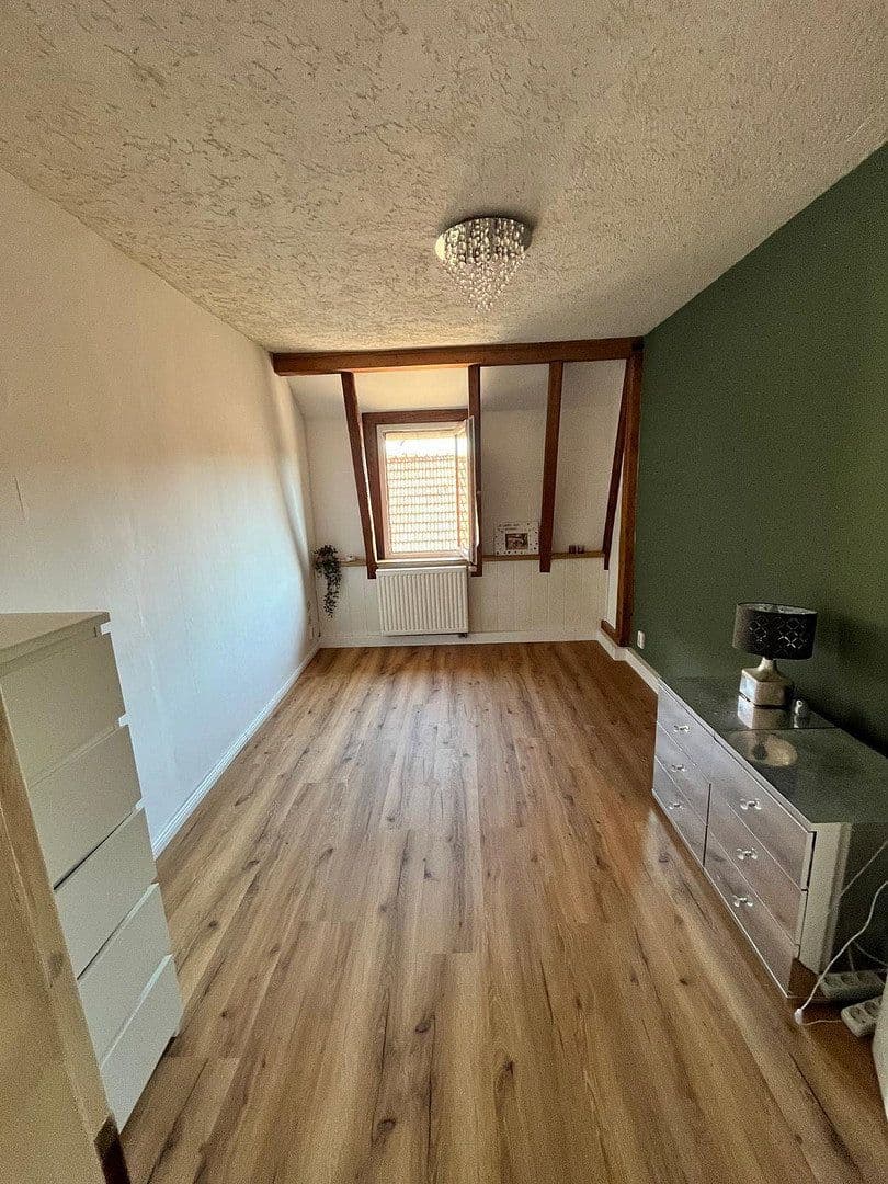 Prodej domu 139 m², pozemek 290 m², Crossen an der Elster, Durynsko Prodej domu 139 m², pozemek 290 m², Crossen an der Elster, Durynsko