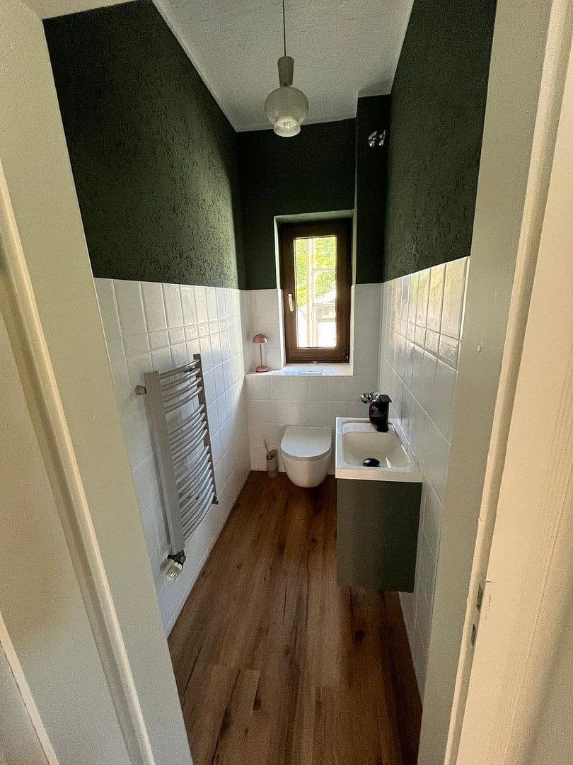 Prodej domu 139 m², pozemek 290 m², Crossen an der Elster, Durynsko Prodej domu 139 m², pozemek 290 m², Crossen an der Elster, Durynsko