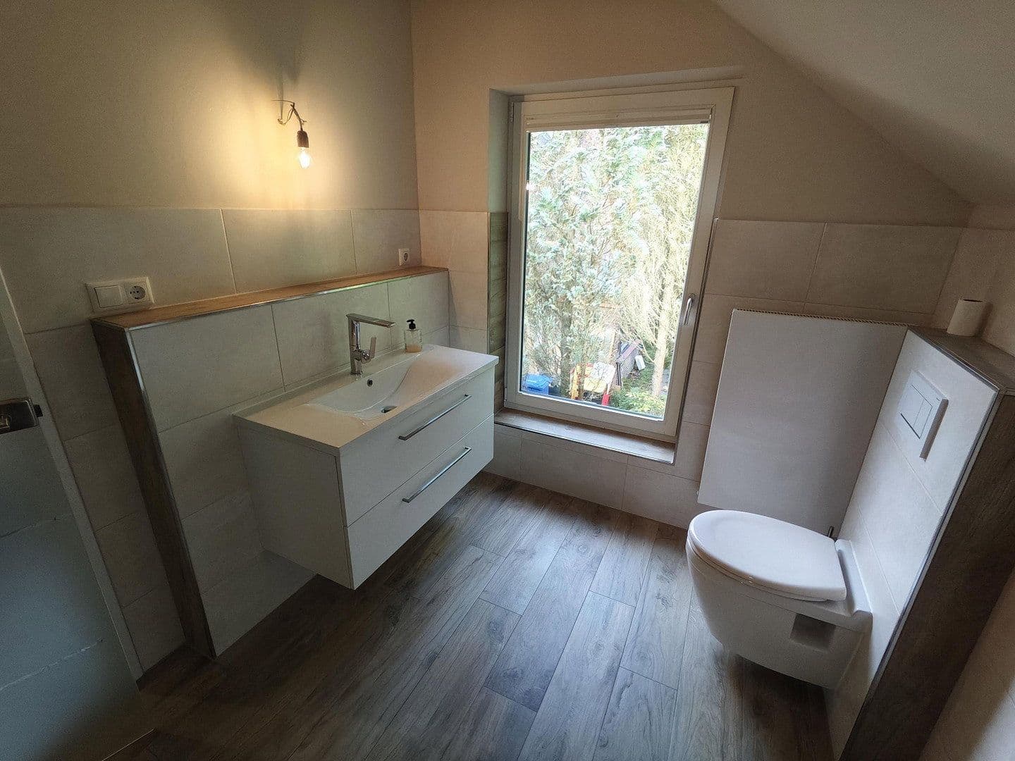 Prodej domu 298 m², pozemek 2.605 m², Jesteburg, Dolní Sasko Prodej domu 298 m², pozemek 2.605 m², Jesteburg, Dolní Sasko