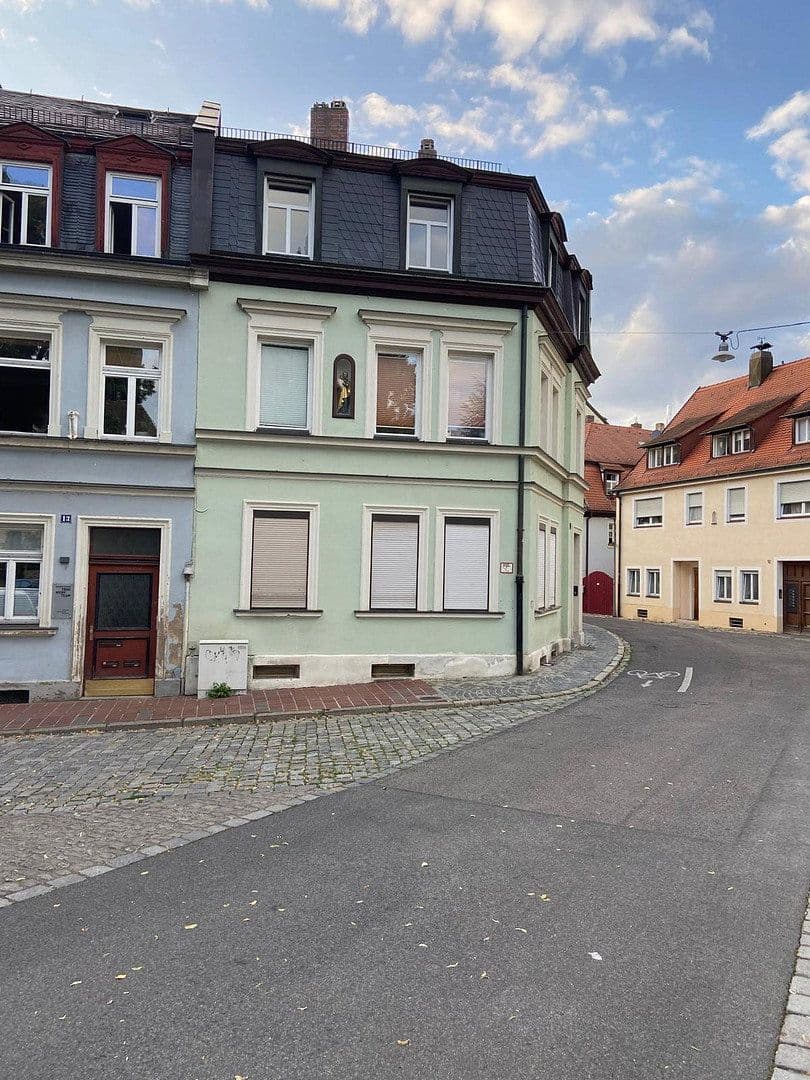 Prodej domu 205 m², pozemek 70 m², Theuerstadt 50, Bamberg, Bavorsko Prodej domu 205 m², pozemek 70 m², Theuerstadt 50, Bamberg, Bavorsko