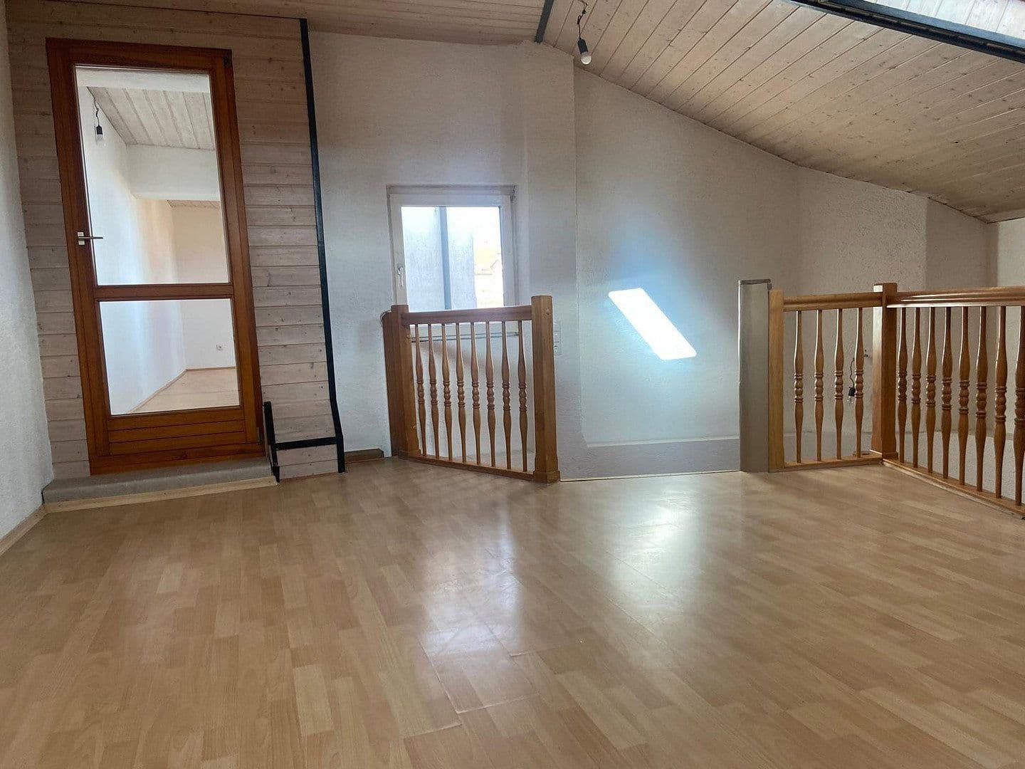 Prodej domu 205 m², pozemek 70 m², Theuerstadt 50, Bamberg, Bavorsko Prodej domu 205 m², pozemek 70 m², Theuerstadt 50, Bamberg, Bavorsko