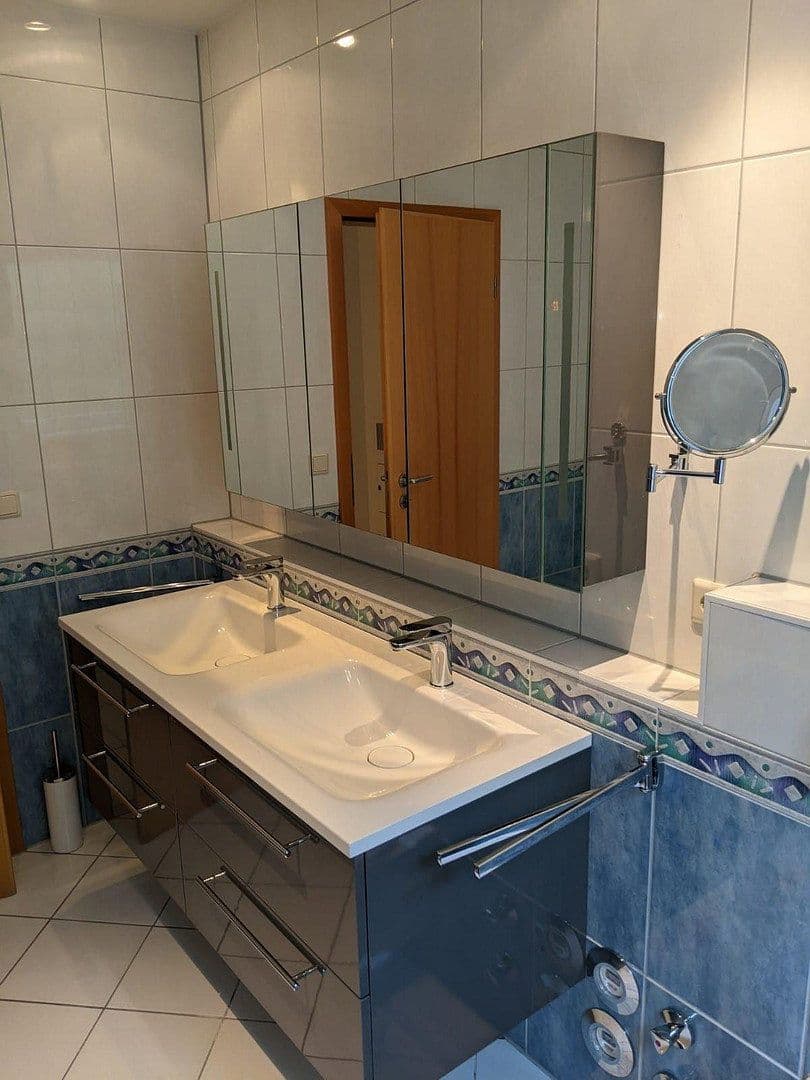 Prodej bytu 3+1 85 m², Badenweiler, Bádensko-Württembersko Prodej bytu 3+1 85 m², Badenweiler, Bádensko-Württembersko