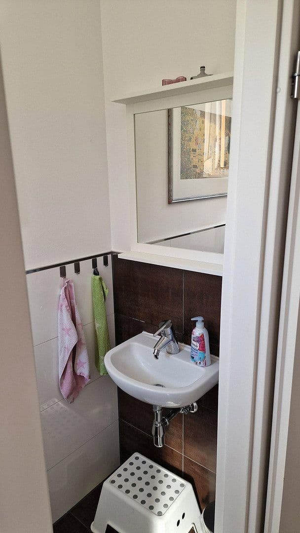Prodej domu 143 m², pozemek 225 m², Rösrath, Severní Porýní-Vestfálsko Prodej domu 143 m², pozemek 225 m², Rösrath, Severní Porýní-Vestfálsko