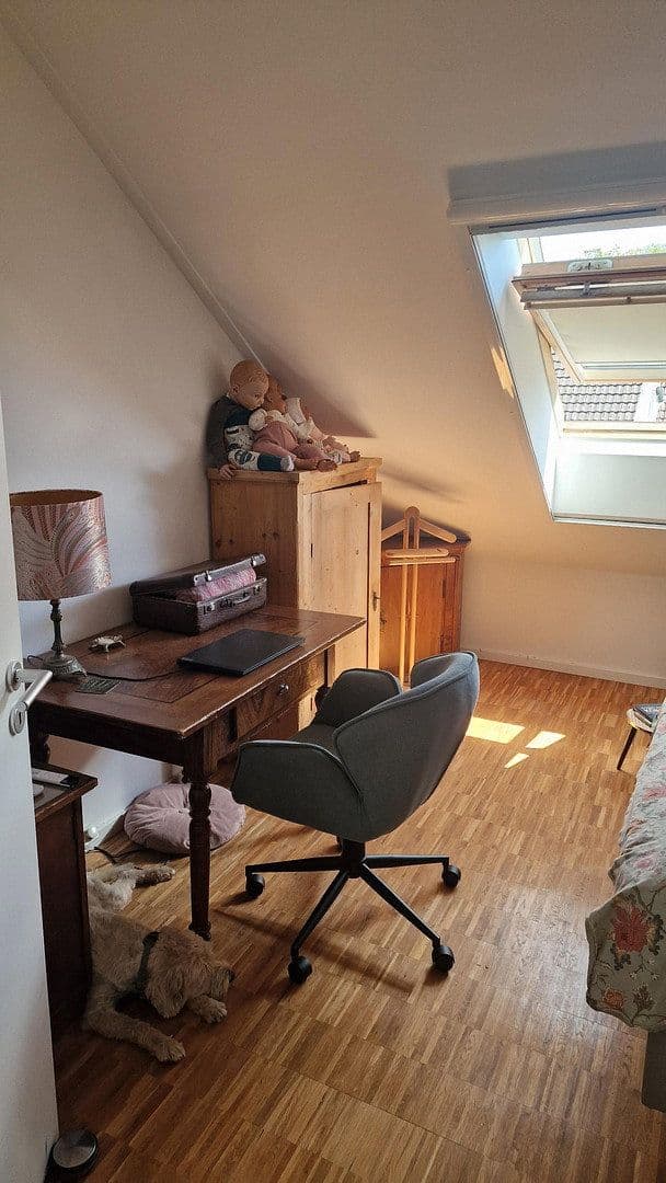 Prodej domu 143 m², pozemek 225 m², Rösrath, Severní Porýní-Vestfálsko Prodej domu 143 m², pozemek 225 m², Rösrath, Severní Porýní-Vestfálsko
