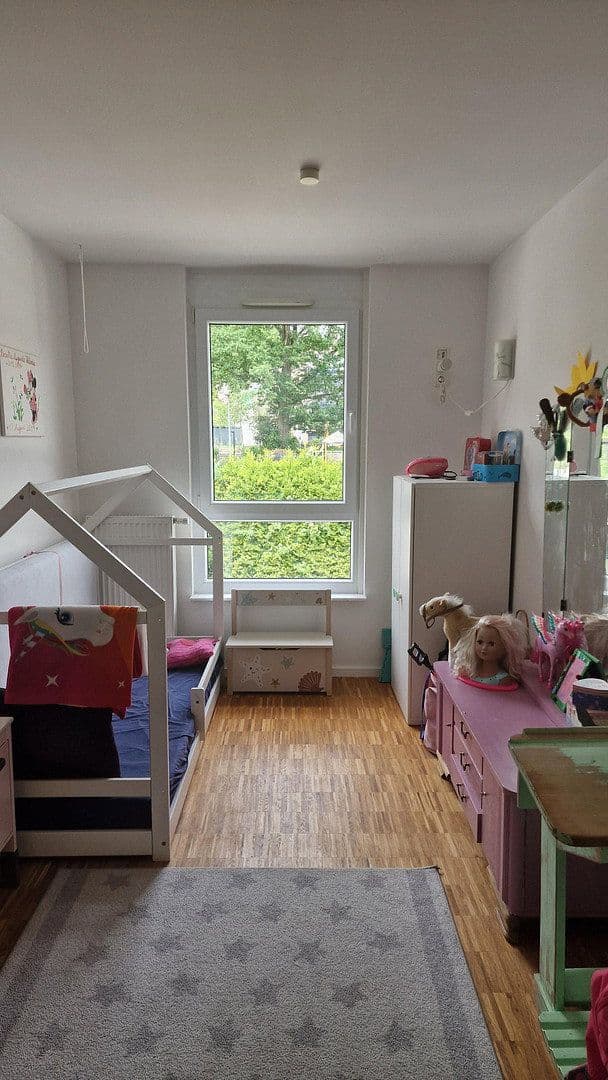 Prodej domu 143 m², pozemek 225 m², Rösrath, Severní Porýní-Vestfálsko Prodej domu 143 m², pozemek 225 m², Rösrath, Severní Porýní-Vestfálsko