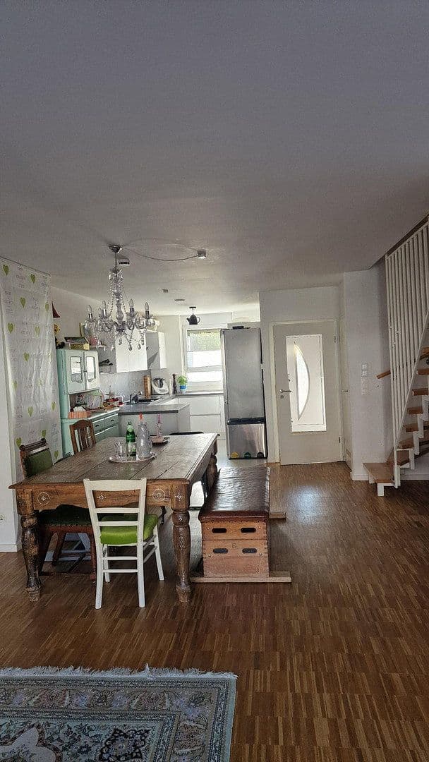 Prodej domu 143 m², pozemek 225 m², Rösrath, Severní Porýní-Vestfálsko Prodej domu 143 m², pozemek 225 m², Rösrath, Severní Porýní-Vestfálsko
