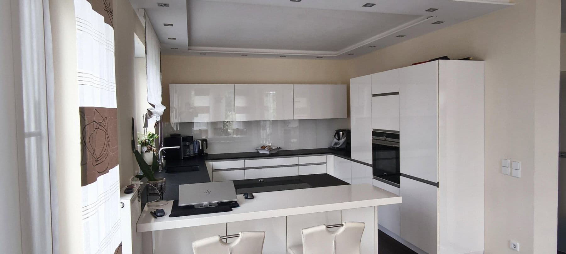 Prodej domu 215 m², pozemek 516 m², Neuenstadt am Kocher, Bádensko-Württembersko Prodej domu 215 m², pozemek 516 m², Neuenstadt am Kocher, Bádensko-Württembersko
