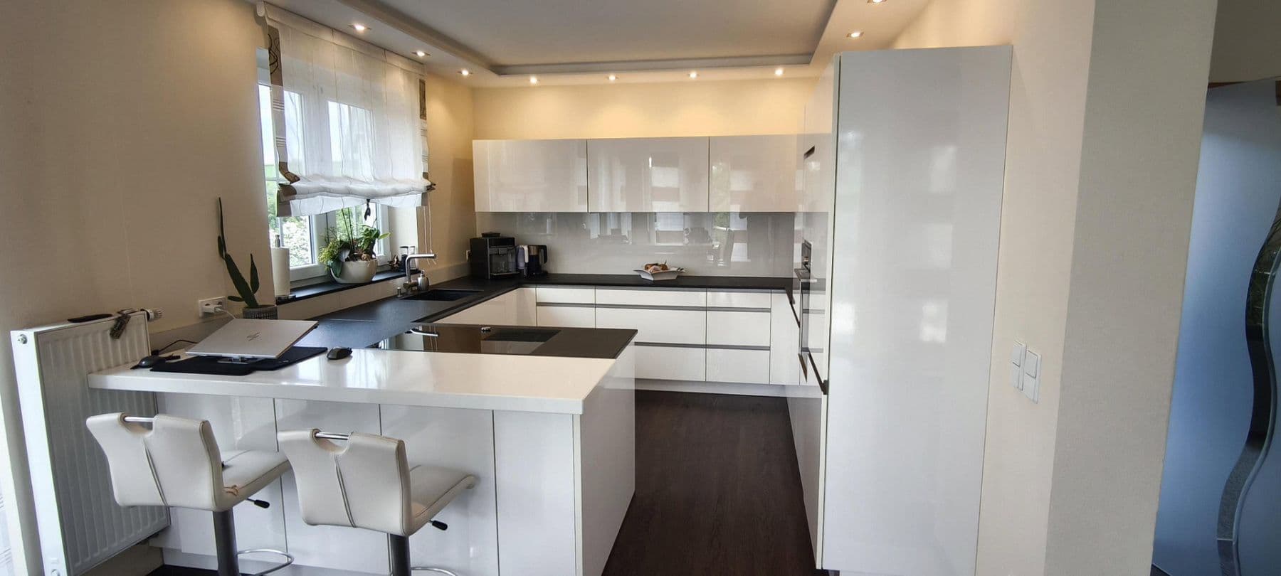 Prodej domu 215 m², pozemek 516 m², Neuenstadt am Kocher, Bádensko-Württembersko Prodej domu 215 m², pozemek 516 m², Neuenstadt am Kocher, Bádensko-Württembersko