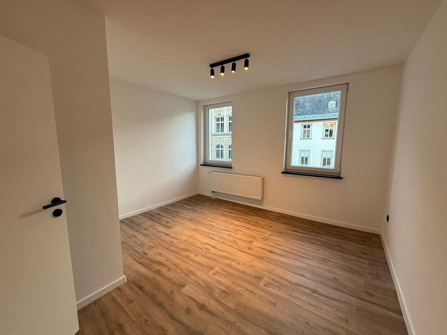 Pronájem bytu 3+1 78 m², Theaterstraße 1, Hof, Bavorsko Pronájem bytu 3+1 78 m², Theaterstraße 1, Hof, Bavorsko