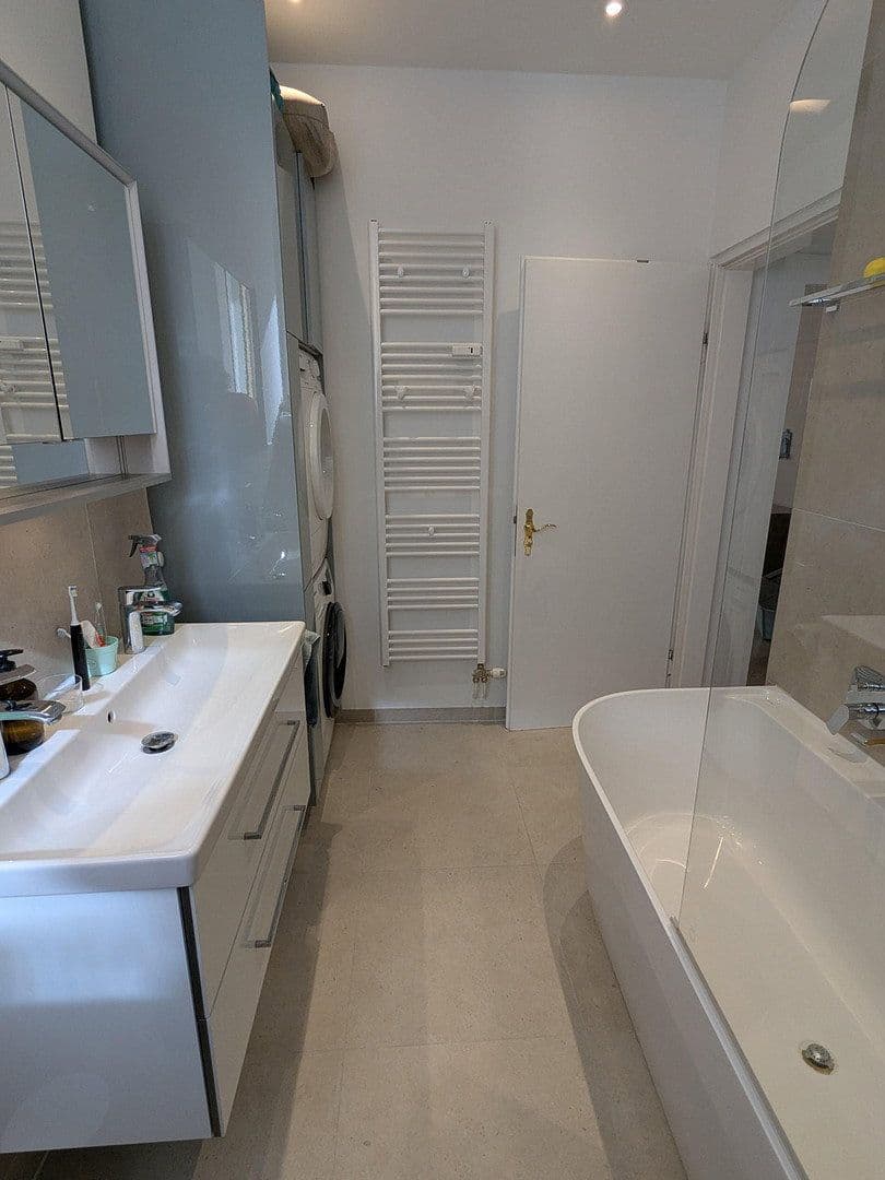 Prodej bytu 5+1 123 m², Lange Rötterstr. 24, Mannheim, Bádensko-Württembersko Prodej bytu 5+1 123 m², Lange Rötterstr. 24, Mannheim, Bádensko-Württembersko