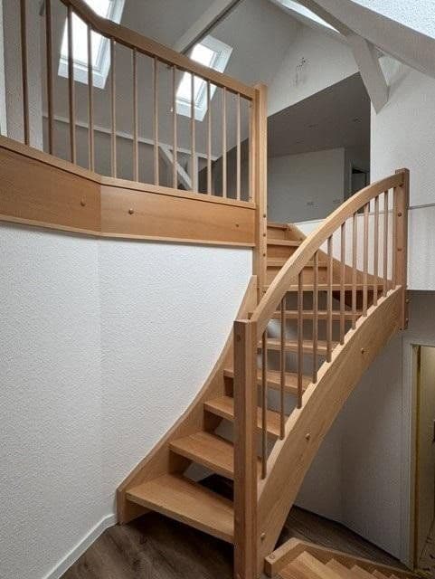 Pronájem bytu 5+1 140 m², Zwickauer Straße 483, Chemnitz, Sasko Pronájem bytu 5+1 140 m², Zwickauer Straße 483, Chemnitz, Sasko