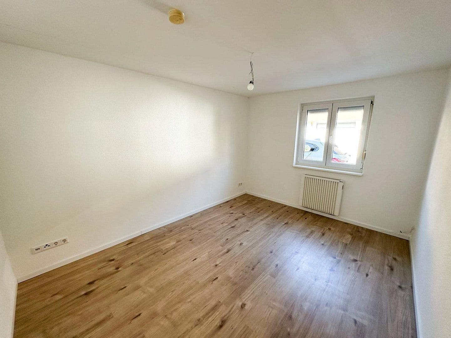 Pronájem bytu 3+1 67 m², Egerlandweg, Künzelsau, Bádensko-Württembersko Pronájem bytu 3+1 67 m², Egerlandweg, Künzelsau, Bádensko-Württembersko