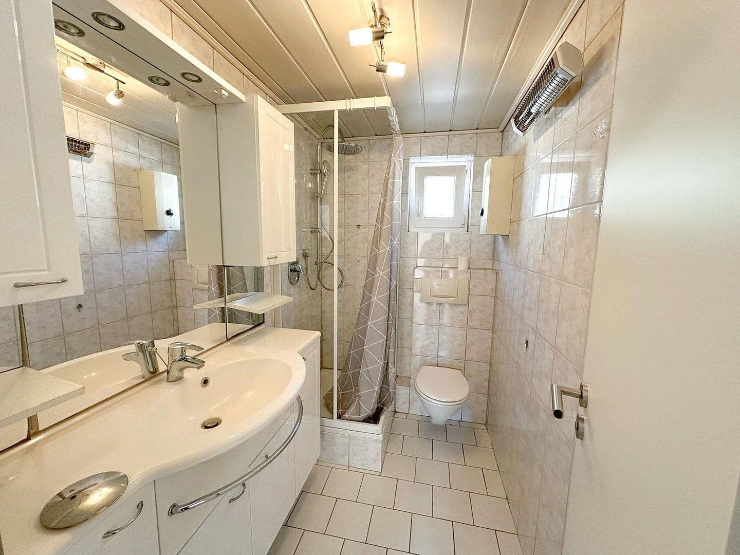 Pronájem bytu 3+1 67 m², Egerlandweg, Künzelsau, Bádensko-Württembersko Pronájem bytu 3+1 67 m², Egerlandweg, Künzelsau, Bádensko-Württembersko