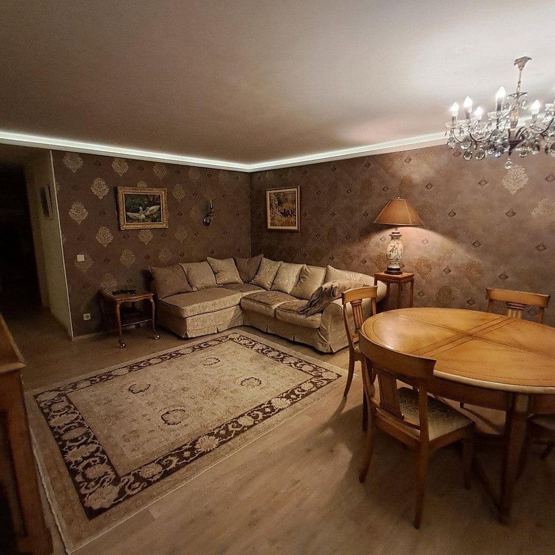 Prodej bytu 4+kk 117 m², Stuttgart, Bádensko-Württembersko Prodej bytu 4+kk 117 m², Stuttgart, Bádensko-Württembersko