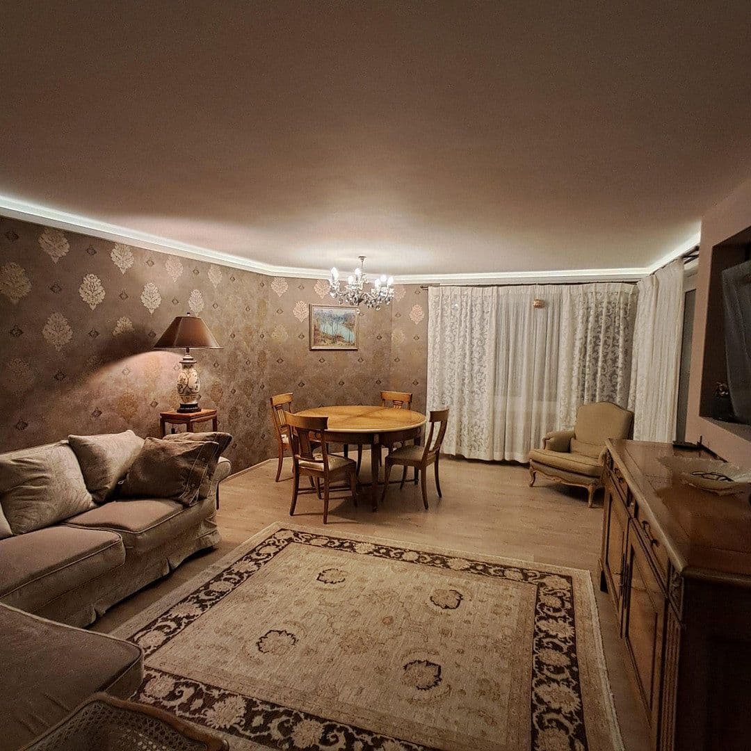 Prodej bytu 4+kk 117 m², Stuttgart, Bádensko-Württembersko Prodej bytu 4+kk 117 m², Stuttgart, Bádensko-Württembersko