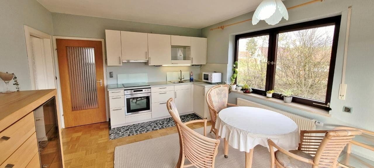 Pronájem bytu 4+1 97 m², Austr. 6, Fischach, Bavorsko Pronájem bytu 4+1 97 m², Austr. 6, Fischach, Bavorsko