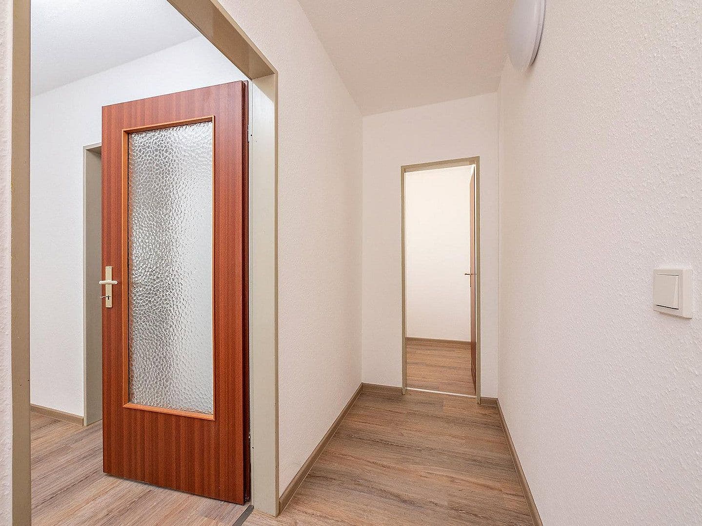 Pronájem bytu 2+1 54 m², Hohenzollernstraße 9, Friedrichsthal, Země Sársko Pronájem bytu 2+1 54 m², Hohenzollernstraße 9, Friedrichsthal, Země Sársko