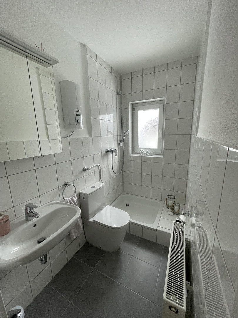 Prodej domu 270 m², pozemek 1.024 m², Lübbecke, Severní Porýní-Vestfálsko Prodej domu 270 m², pozemek 1.024 m², Lübbecke, Severní Porýní-Vestfálsko