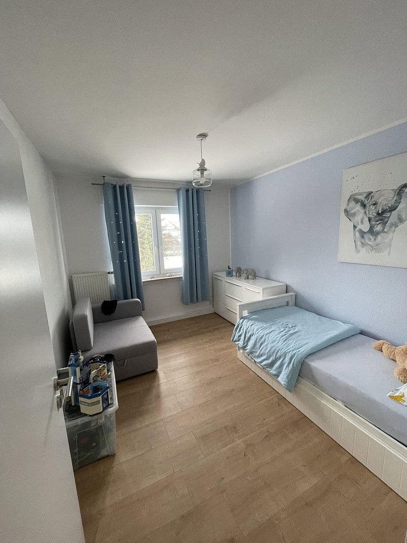Prodej domu 270 m², pozemek 1.024 m², Lübbecke, Severní Porýní-Vestfálsko Prodej domu 270 m², pozemek 1.024 m², Lübbecke, Severní Porýní-Vestfálsko