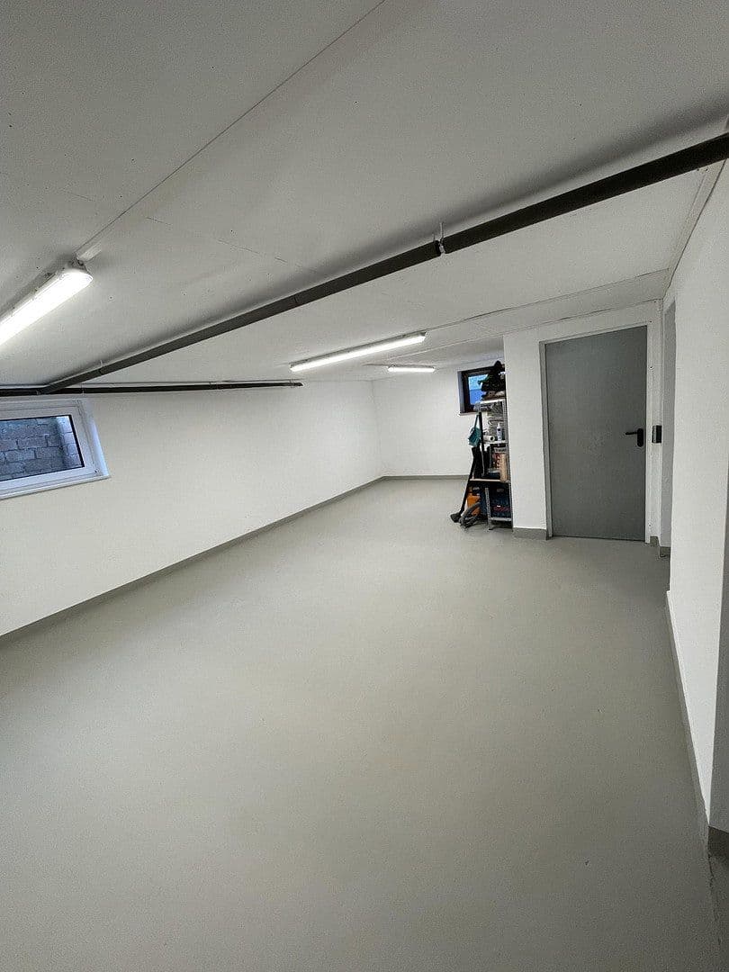 Prodej domu 270 m², pozemek 1.024 m², Lübbecke, Severní Porýní-Vestfálsko Prodej domu 270 m², pozemek 1.024 m², Lübbecke, Severní Porýní-Vestfálsko